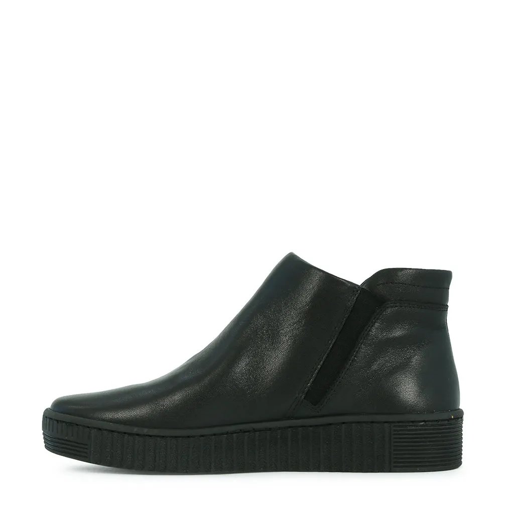 Jovia Flat Ankle Boots
