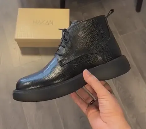 Men's Classic Black Leather Boots - Gamale Premium Footwear for Timeless Style and Comfort