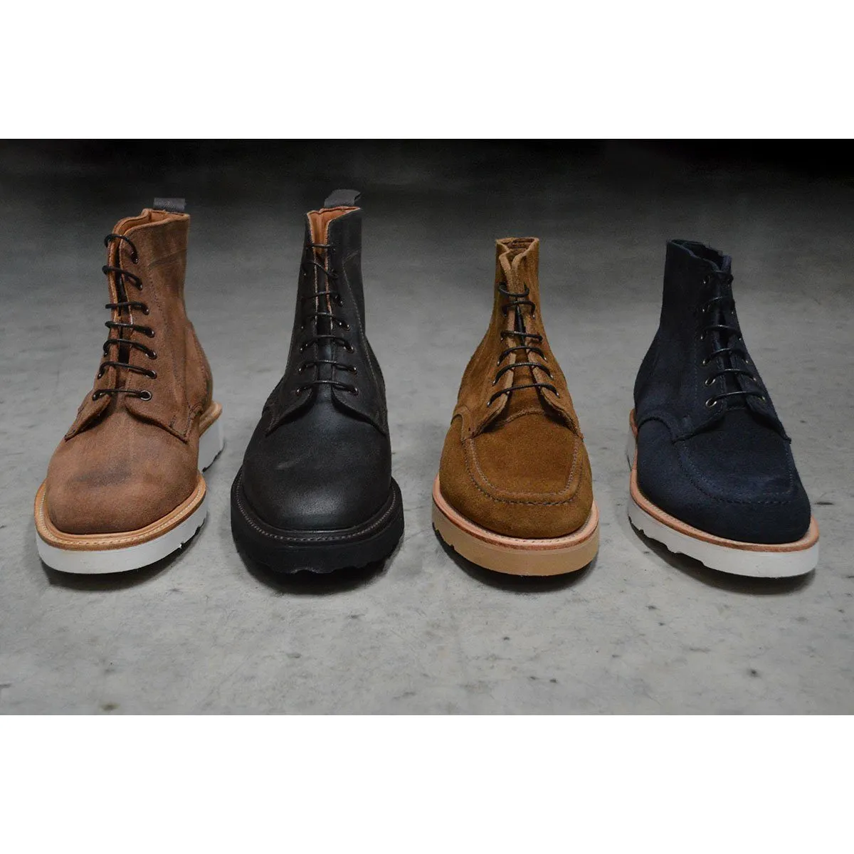 Curtis Derby Boot by Sanders in Snuff Waxy Finish - High Quality and Durable